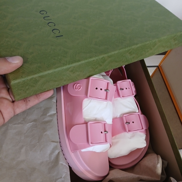 GUCCI RUBBER SANDALS - Picture 4 of 4